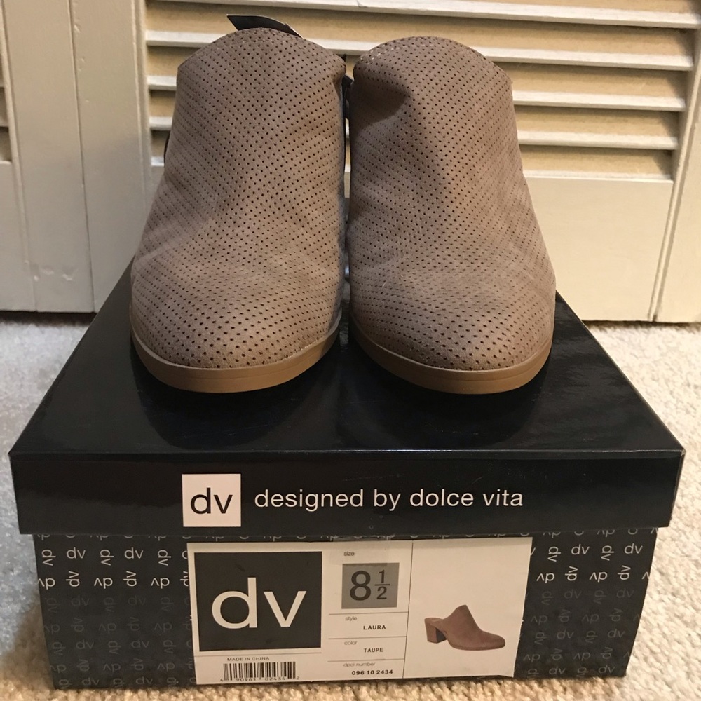 DV Booties(NWT)